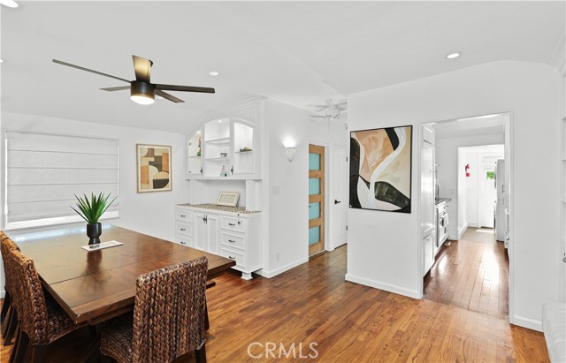 1029 Glenneyre Street, Laguna Beach CA: https://media.crmls.org/medias/23dee58a-7577-4a44-bec5-268477414e5e.jpg
