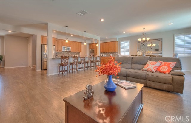 Image 12 of 67 For 14861 Henry Street