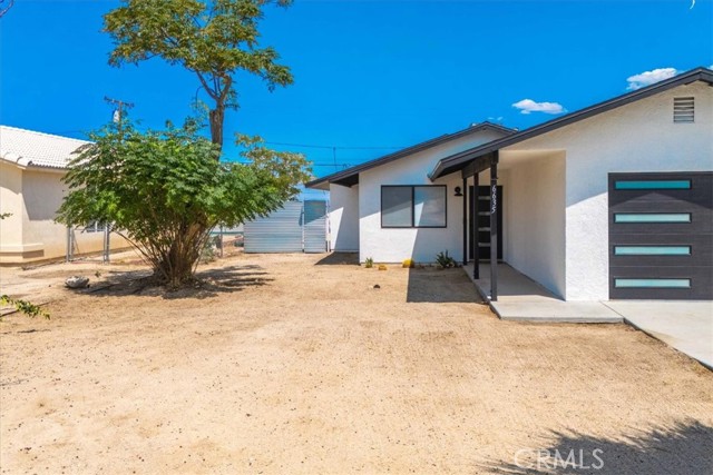 Detail Gallery Image 2 of 53 For 6635 Morongo Rd, Twentynine Palms,  CA 92277 - 3 Beds | 1 Baths