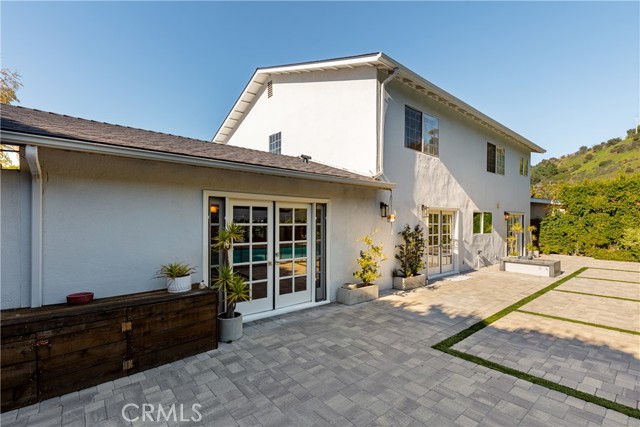 Detail Gallery Image 41 of 53 For 3156 Dona Emilia Dr, Studio City,  CA 91604 - 5 Beds | 3 Baths