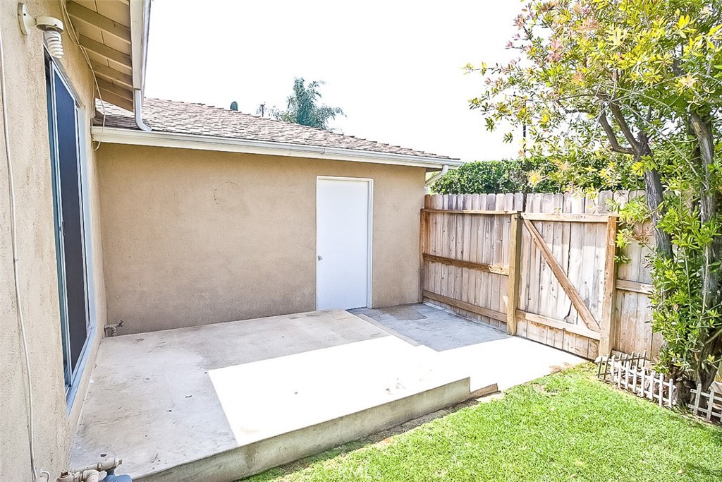 MLS #OC26168756 image #20
