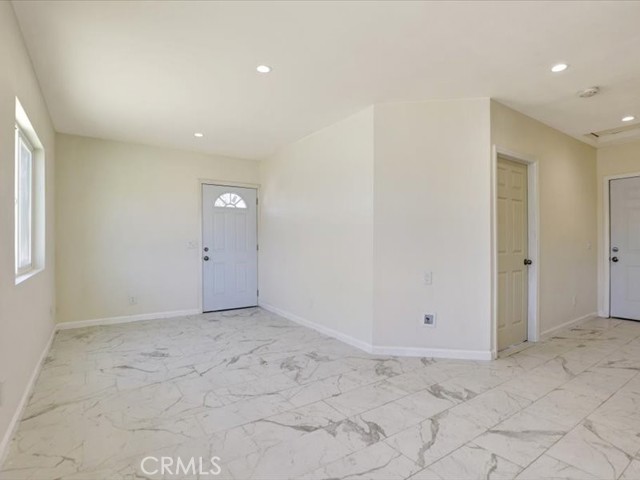 Detail Gallery Image 30 of 56 For 9607 Cypress, Fontana,  CA 92335 - 5 Beds | 5 Baths