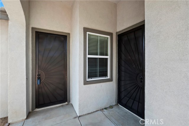 Detail Gallery Image 8 of 31 For 14849 Wigwam Ct, Victorville,  CA 92394 - 5 Beds | 3 Baths