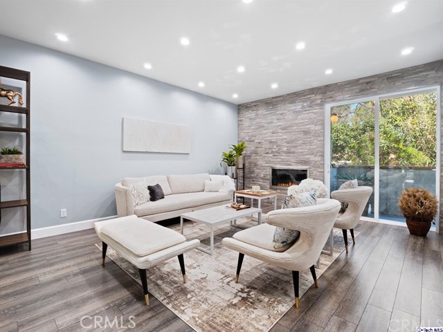 2 Bed Home for Sale in Studio City, California