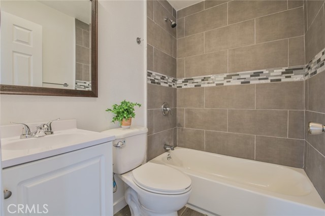 Detail Gallery Image 28 of 46 For 1327 Exposition Bld, Los Angeles,  CA 90018 - 2 Beds | 2 Baths