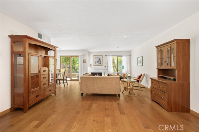 514 San Pablo Court, San Dimas CA: https://media.crmls.org/medias/23e13ee9-38e7-4dad-8c63-598efe55ebdd.jpg