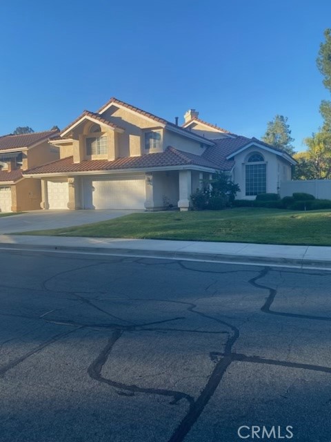 42075 Avenida Vista Ladera