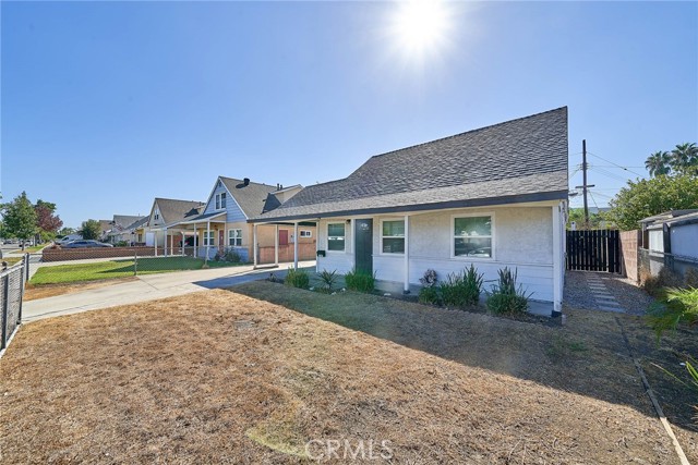 Detail Gallery Image 3 of 35 For 13007 Duffield Ave, La Mirada,  CA 90638 - 4 Beds | 2 Baths