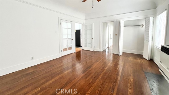 432 N Norton Avenue, Los Angeles CA: https://media.crmls.org/medias/23e375d3-0b55-4024-b7ea-2acc8d49a4b8.jpg