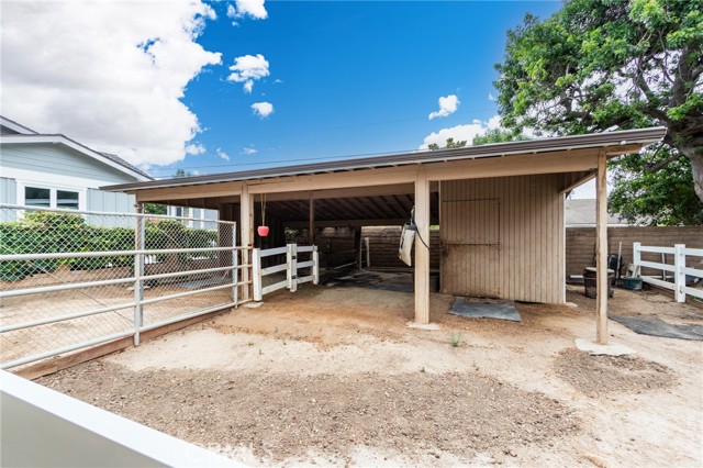 5802 Lakehaven Way, Yorba Linda CA: https://media.crmls.org/medias/23e4f09b-d042-4d3c-9ddd-fc5c526c2c6b.jpg