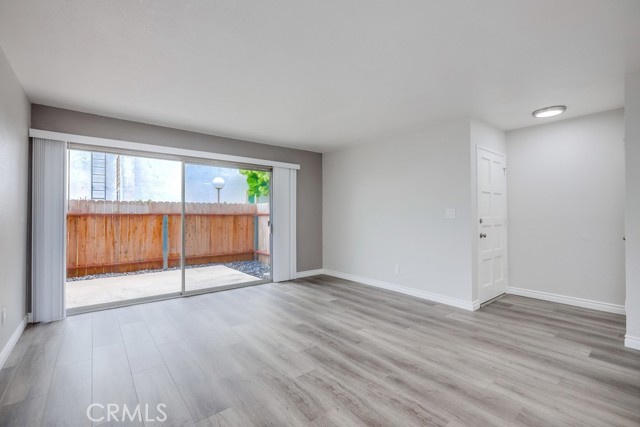 Detail Gallery Image 4 of 21 For 2511 W Sunflower Ave #F4,  Santa Ana,  CA 92704 - 2 Beds | 2 Baths