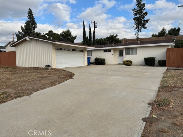 Detail Gallery Image 2 of 19 For 11250 Blucher, Granada Hills,  CA 91344 - 3 Beds | 2 Baths