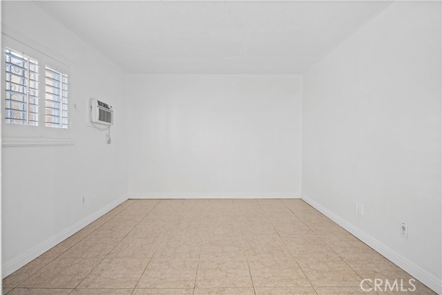 Detail Gallery Image 25 of 44 For 2455 Saint Elmo Dr, San Bernardino,  CA 92410 - 3 Beds | 2 Baths