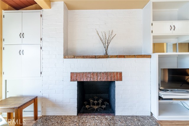 4899 Glenwood Drive, Riverside CA: https://media.crmls.org/medias/23e9b59a-c631-49ae-8528-f58eb03561d1.jpg