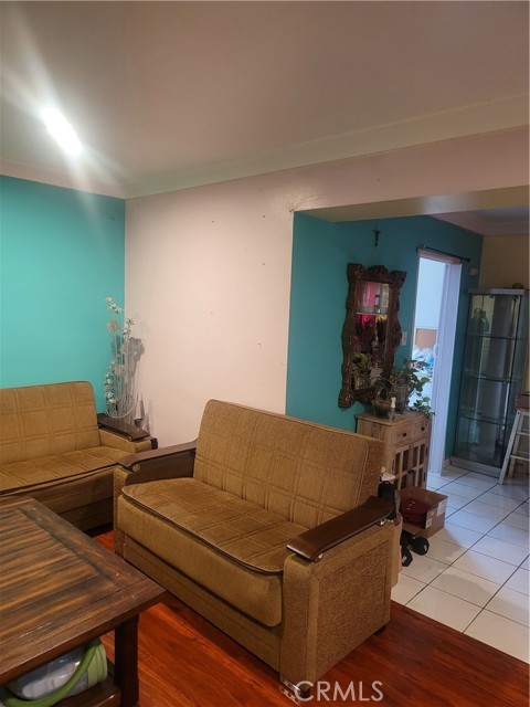 Detail Gallery Image 5 of 11 For 2912 Hill St, Huntington Park,  CA 90255 - 3 Beds | 1 Baths