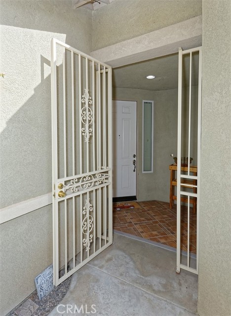 Detail Gallery Image 4 of 24 For 14986 Salamander Ln, Victorville,  CA 92394 - 3 Beds | 2 Baths