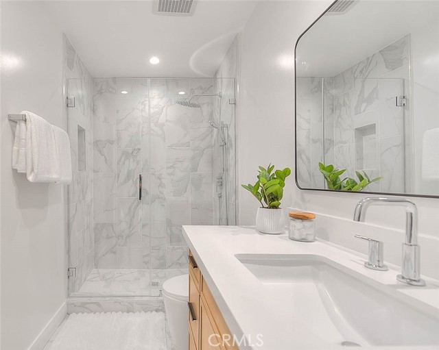 Detail Gallery Image 34 of 51 For 2458 E Mountain St, Pasadena,  CA 91104 - 3 Beds | 2/1 Baths