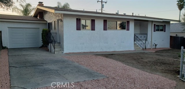 Detail Gallery Image 1 of 16 For 33215 Churchill St, Lake Elsinore,  CA 92530 - 3 Beds | 2/1 Baths