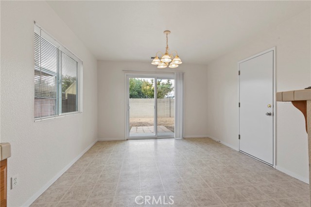 4347 Mathias, Merced CA: https://media.crmls.org/medias/23ebd974-e0d4-4b25-849a-b72bc1cc7886.jpg
