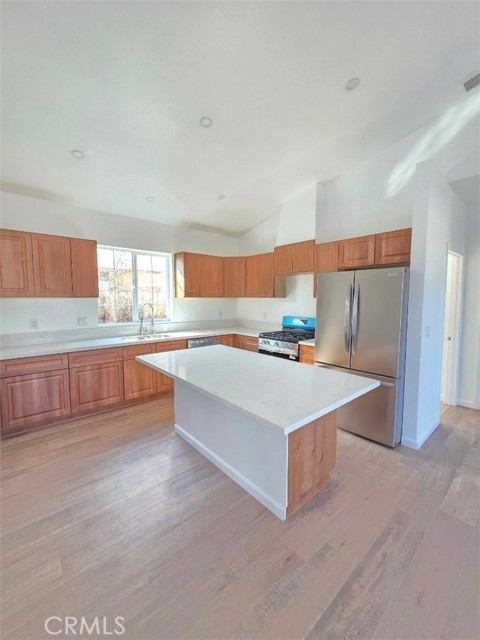 8431 Fontana St, Downey CA: https://media.crmls.org/medias/23ebfa78-6ae7-43d3-a794-279541facef8.jpg