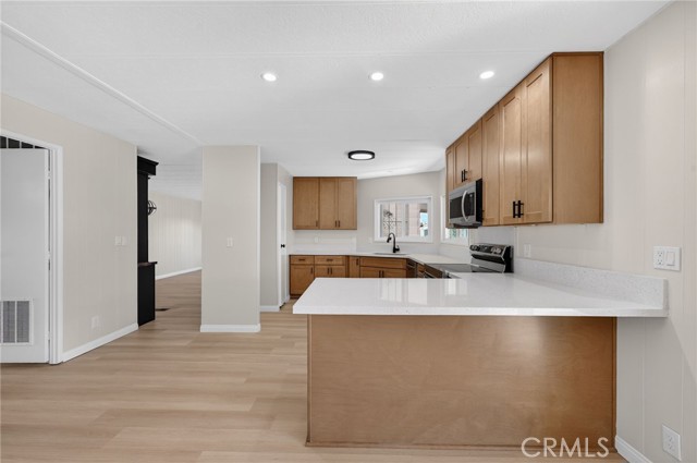 Detail Gallery Image 11 of 37 For 25139 W Posey, Hemet,  CA 92544 - 2 Beds | 2 Baths