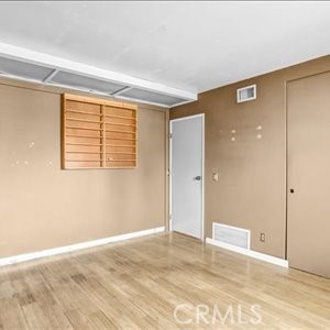 https://media.crmls.org/medias/23ec919e-efae-4262-91f3-c041016bd164.jpg?preset=X-Large
