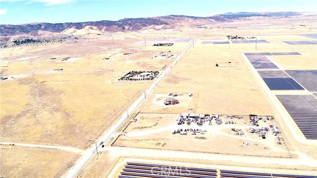 0 W Avenue K, Lancaster CA: https://media.crmls.org/medias/23ed0281-392f-426f-a9bb-ddf2fb40881f.jpg
