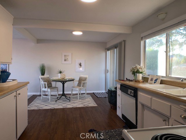 Image 9 for 729  E Louise DR