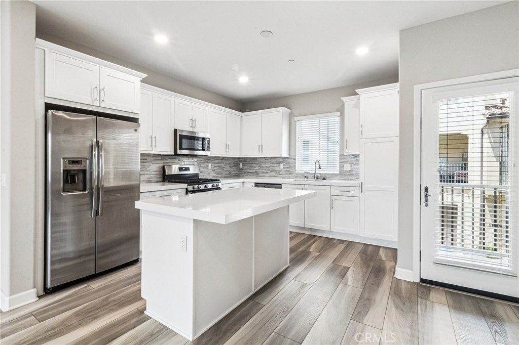 11011 Logan Way - photo 17