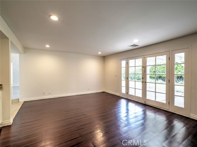 912 Brightstone Court, Westlake Village CA: https://media.crmls.org/medias/23ee96e0-4907-4a61-844b-c412cffae1d3.jpg