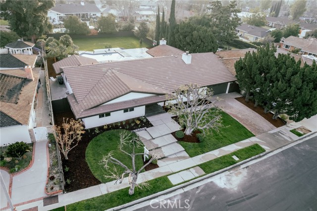 10122 Wystone Avenue photo 4