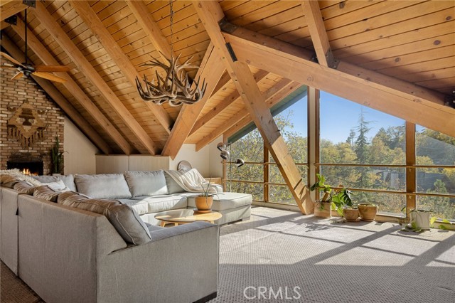 Detail Gallery Image 1 of 26 For 28000 West Shore Rd, Lake Arrowhead,  CA 92352 - 4 Beds | 3/1 Baths