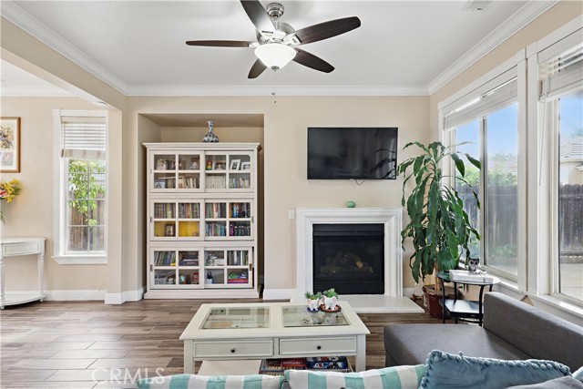 Detail Gallery Image 13 of 50 For 1958 Fall Brook Ct, Merced,  CA 95340 - 4 Beds | 3 Baths
