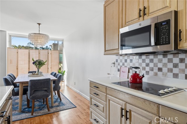 2 Bed Home for Sale in Sherman Oaks, California