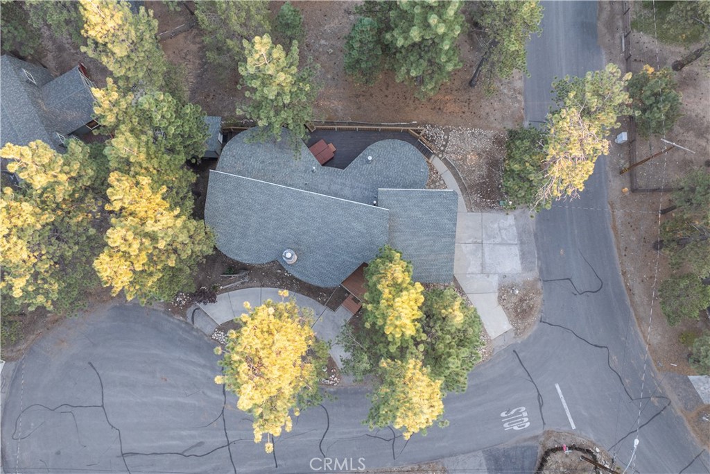 https://media.crmls.org/medias/23f3349e-f74e-47a5-8359-e16493af27a8.jpg?preset=X-Large