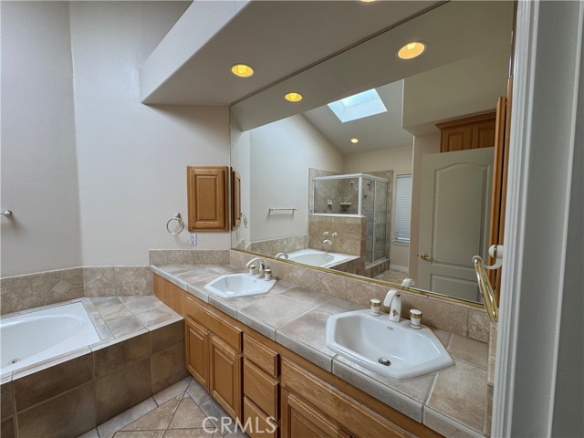 Detail Gallery Image 21 of 26 For 2118 Clark Ln a,  Redondo Beach,  CA 90278 - 4 Beds | 3/1 Baths