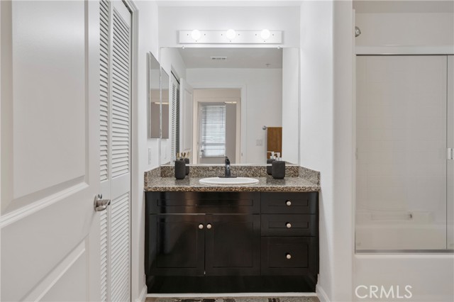 100 S Alameda Street, Los Angeles CA: https://media.crmls.org/medias/23f47ebf-aff5-45fc-b9ec-41bf2b0ee447.jpg