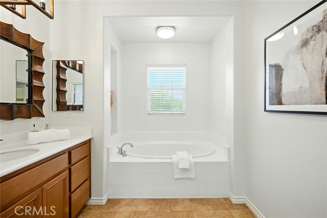 Detail Gallery Image 27 of 47 For 4331 Altivo Ln, Corona,  CA 92883 - 4 Beds | 3 Baths