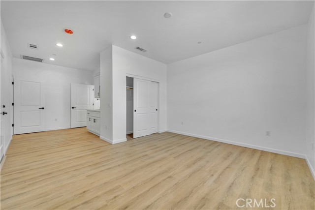 Detail Gallery Image 20 of 39 For 9224 Holly Ave, California City,  CA 93505 - 4 Beds | 3 Baths