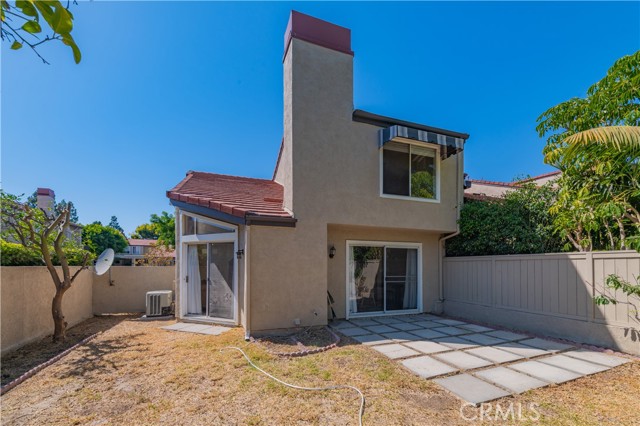 Detail Gallery Image 25 of 25 For 263 Stanford Ct #112,  Irvine,  CA 92612 - 3 Beds | 3 Baths