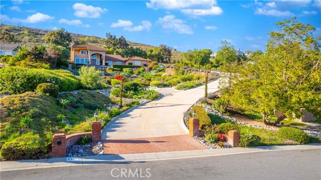 6805 Aviano Drive, Camarillo CA: https://media.crmls.org/medias/23f61e01-a0d1-4a8a-a83a-5c5d1383c0d9.jpg