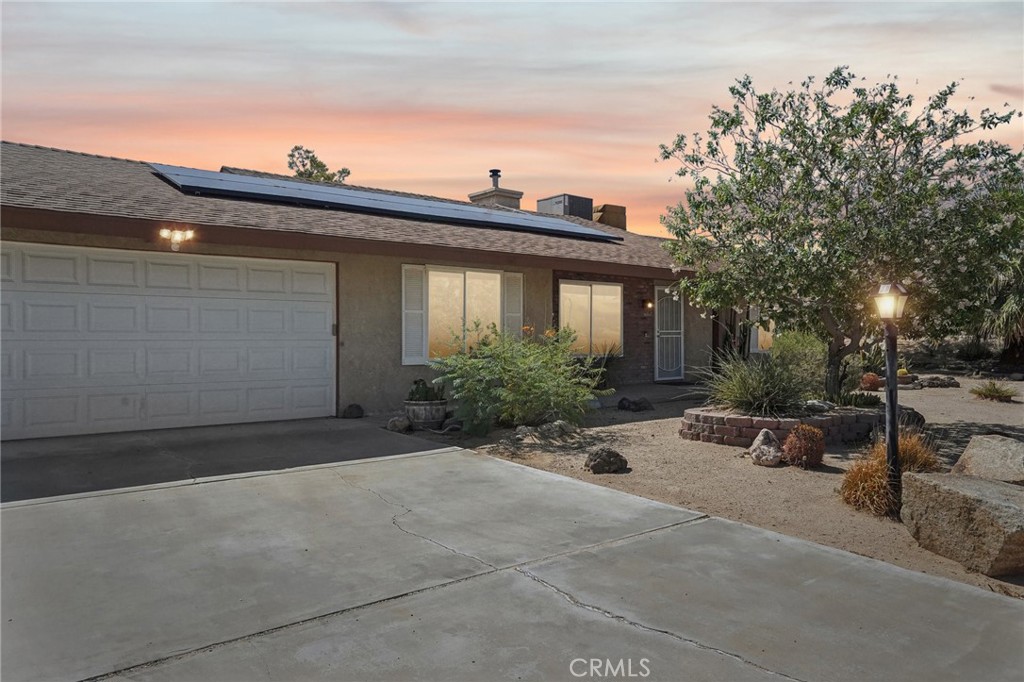 4697 Hooktree Road