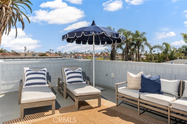 Detail Gallery Image 69 of 75 For 153 Granada Ave, Long Beach,  CA 90803 - 5 Beds | 4 Baths