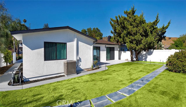 26144 Kenrose Circle, Calabasas CA: https://media.crmls.org/medias/23f845dd-e3f3-49f5-b16c-515dc82cce85.jpg