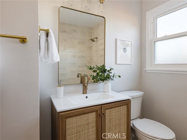 5526 Halison St, Torrance CA: https://media.crmls.org/medias/23f929b2-f846-4a30-be85-312b71ce6bc9.jpg