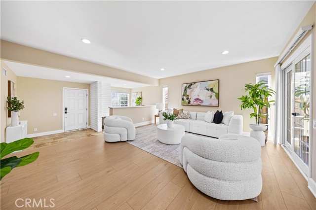 Detail Gallery Image 8 of 70 For 22351 Prairie Road, Lake Forest,  CA 92630 - 5 Beds | 2/1 Baths