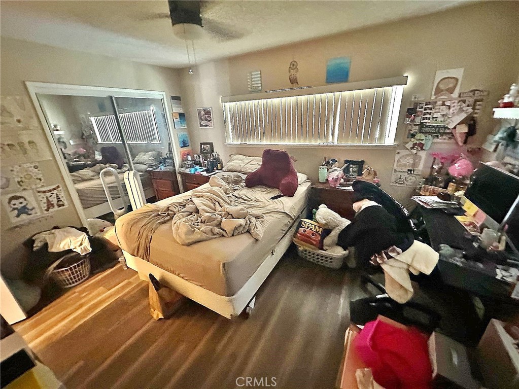 https://media.crmls.org/medias/23fa6751-44c6-45a2-82db-2305c456e302.jpg?preset=X-Large