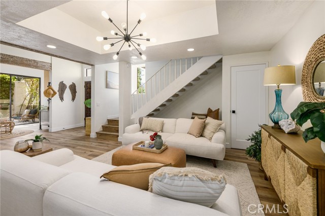 Detail Gallery Image 13 of 47 For 1550 Michael Ln, Pacific Palisades,  CA 90272 - 3 Beds | 3/1 Baths