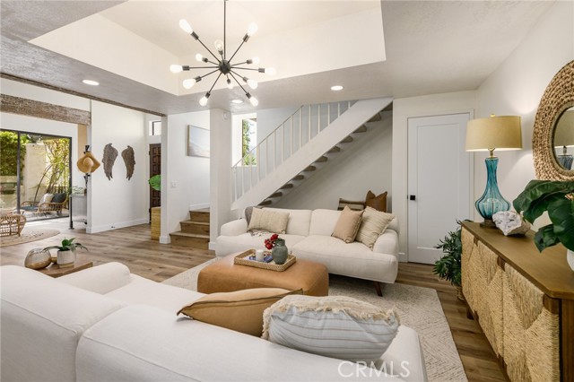 Detail Gallery Image 13 of 47 For 1550 Michael Ln, Pacific Palisades,  CA 90272 - 3 Beds | 3/1 Baths