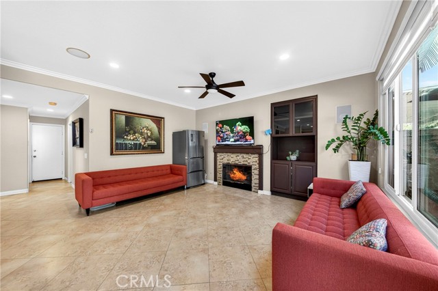 Detail Gallery Image 14 of 45 For 16317 Glen Alder Ct, La Mirada,  CA 90638 - 5 Beds | 3 Baths